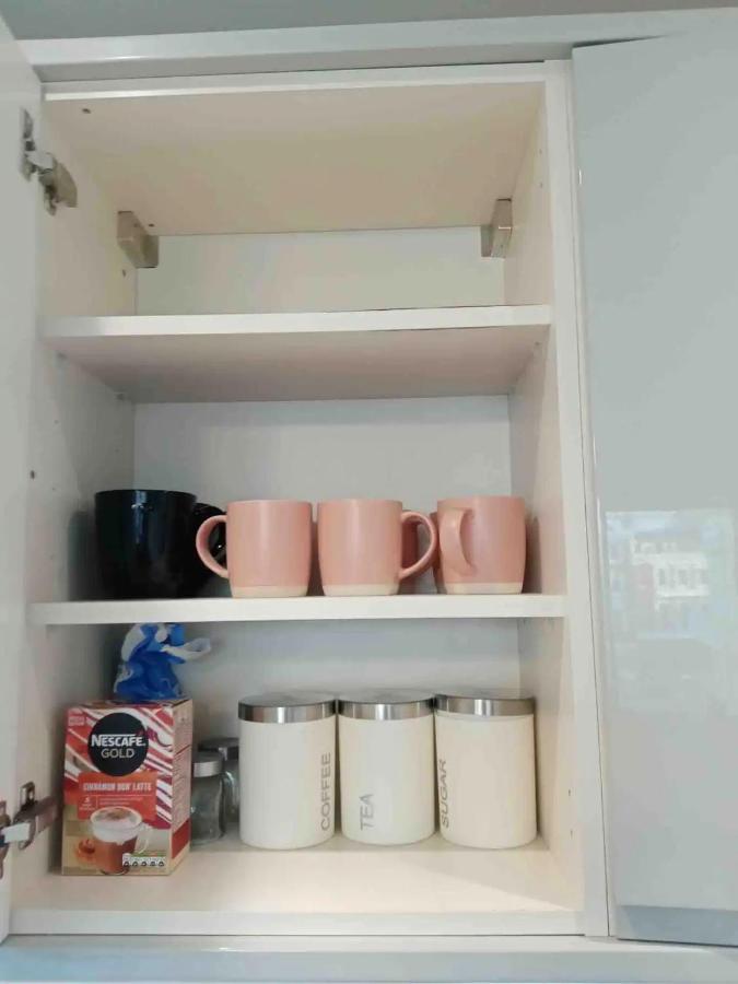 Beautiful Apartment Very Close To The Beach Hove Esterno foto