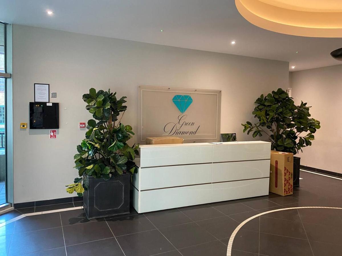 Beautiful Apartment Very Close To The Beach Hove Esterno foto